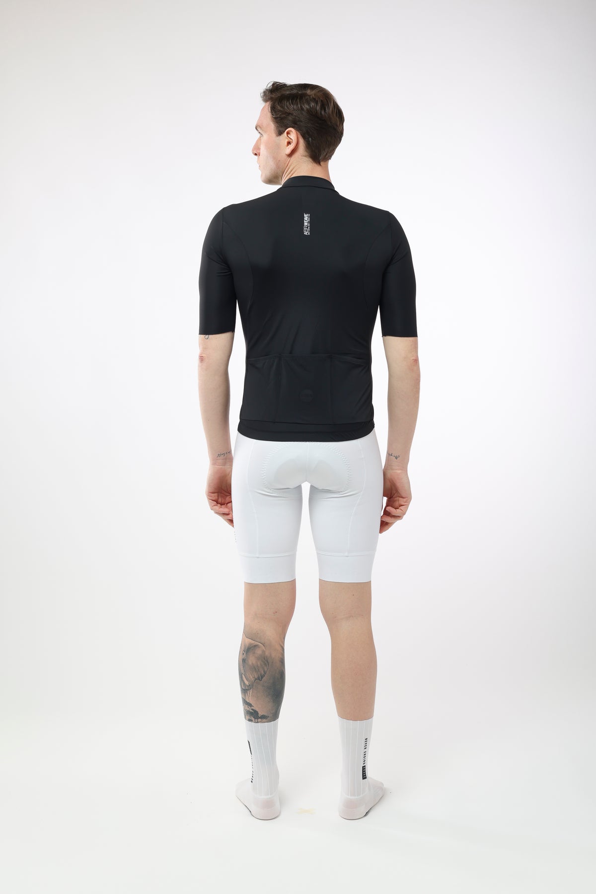 AZARA 2.0 — MAGLIA MANICA CORTA — NERO